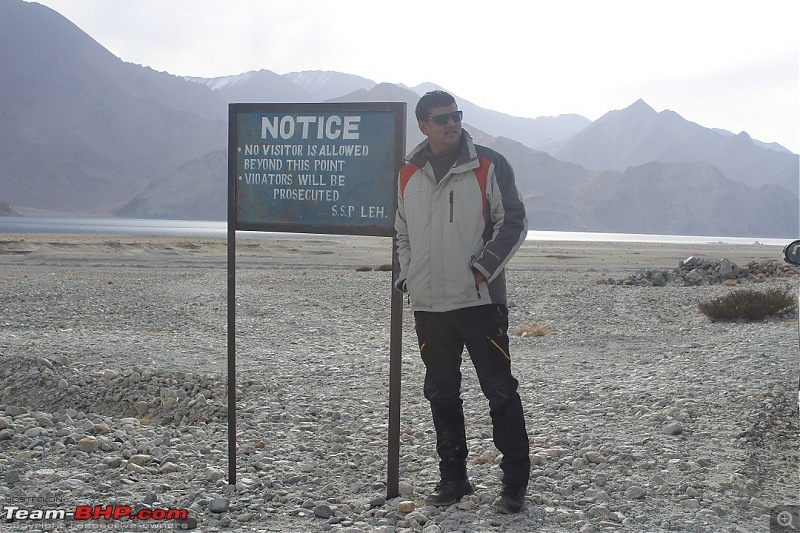 Ladakh: Four Idiots & One XUV500-360.jpg