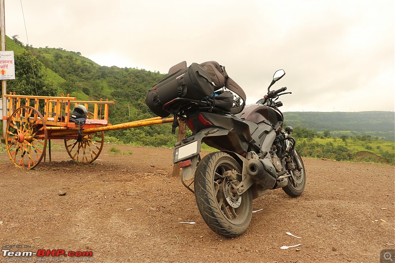 Ride to Lavasa on a couple of Dominars-bc1_c.jpg