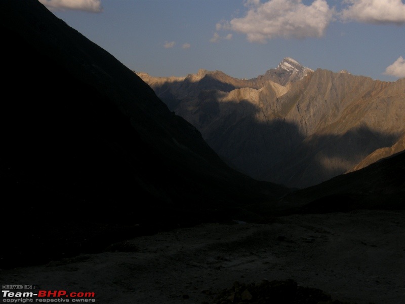 Saying JULAY Bachelor style - Leh 2009-day2-35.jpg