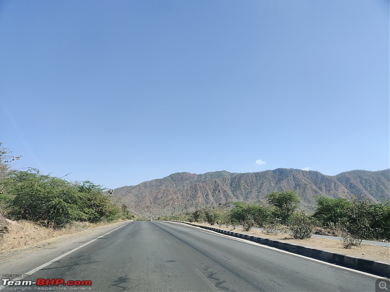 Exploring Rajasthan in a 5th-gen Honda City | First road trip with my first car-4.1_road.jpg