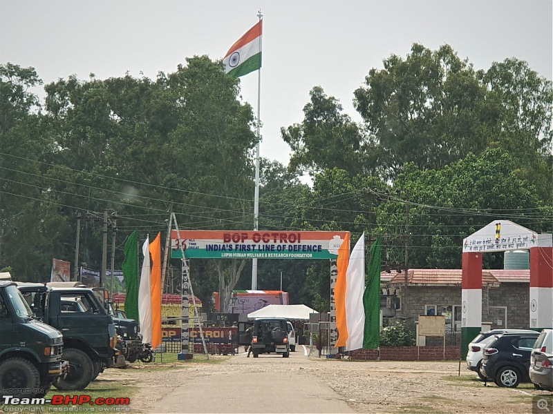 Suchetgarh Border Outpost (J&K); where a Banyan tree marks the International border-main-entry.jpg