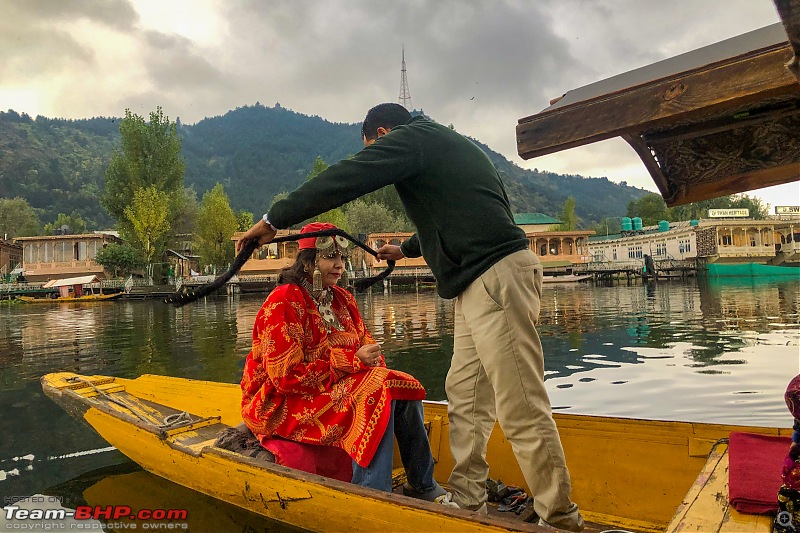 FALL in love with Kashmir | A 5500 km Innova Crysta venture from Kolkata-11.-boat-dress-shoot.jpg