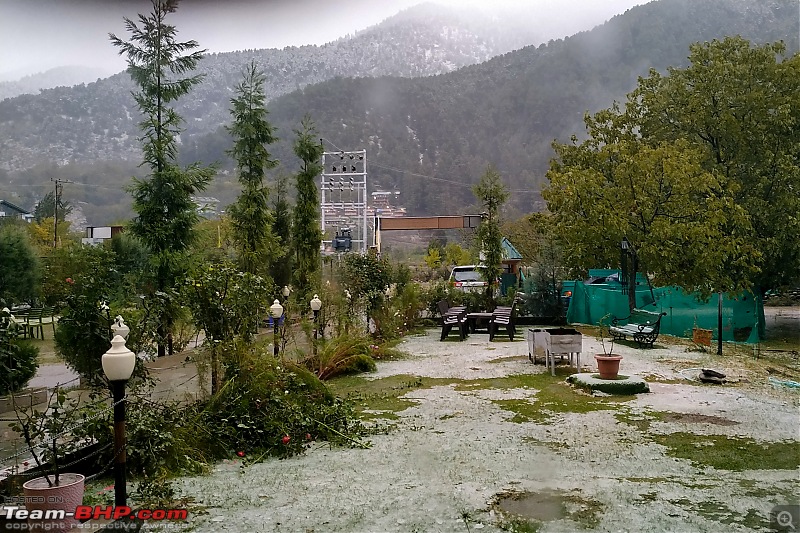 FALL in love with Kashmir | A 5500 km Innova Crysta venture from Kolkata-10.-hotel-lawn-ince.jpg