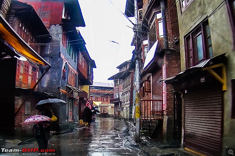 FALL in love with Kashmir | A 5500 km Innova Crysta venture from Kolkata-vlcsnap2021112422h59m00s201.jpg