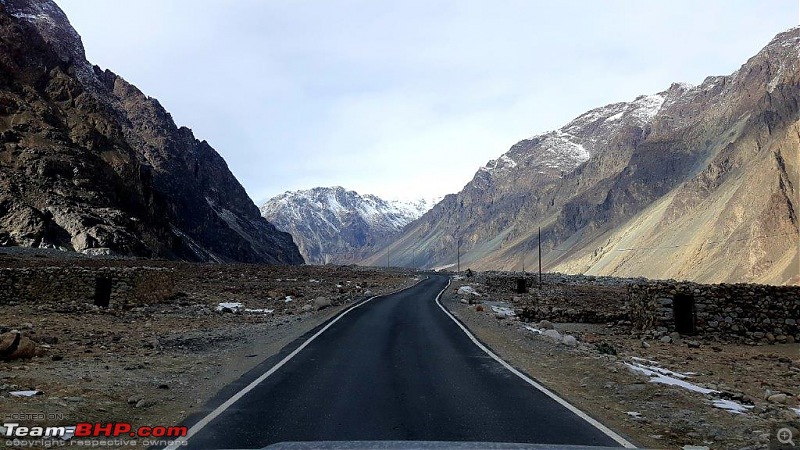 Ladakhi Winter in an Automatic Petrol Thar-20220121_140515.jpg