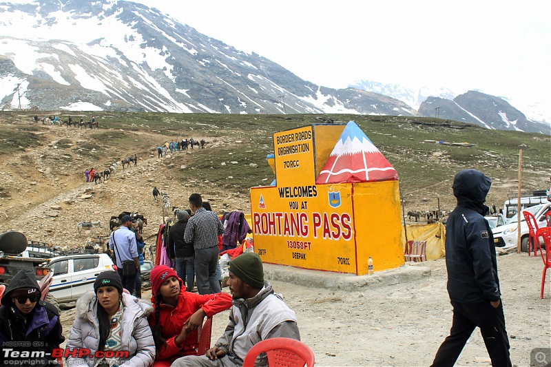 Bangalore to Ladakh in a Scorpio Getaway pick-up truck-rohtang-pass.jpg