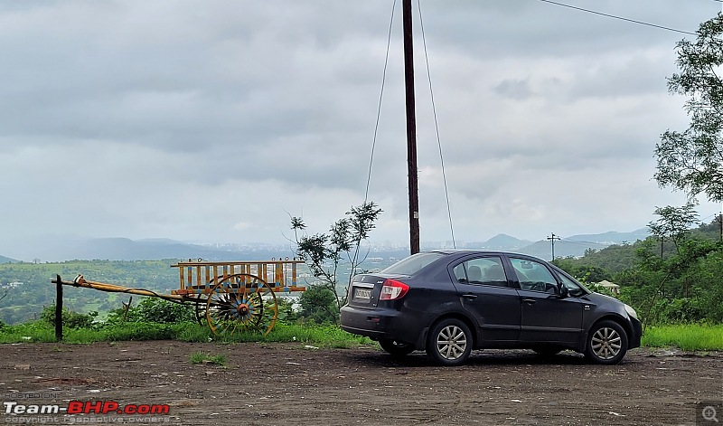 Rain-drenched Maharashtra and an Old Car-20220917_122431.jpg
