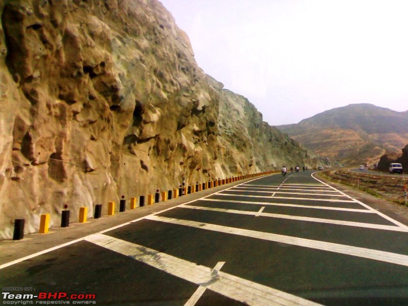 An incredible road trip to Velankanni, Kodaikanal and Ooty-highway-bangalore-captured-near-pune.jpg