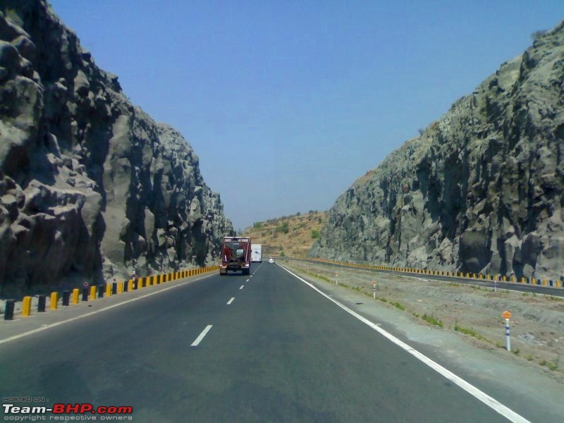 An incredible road trip to Velankanni, Kodaikanal and Ooty-nh4-beautiful-highway-bangalore.jpg