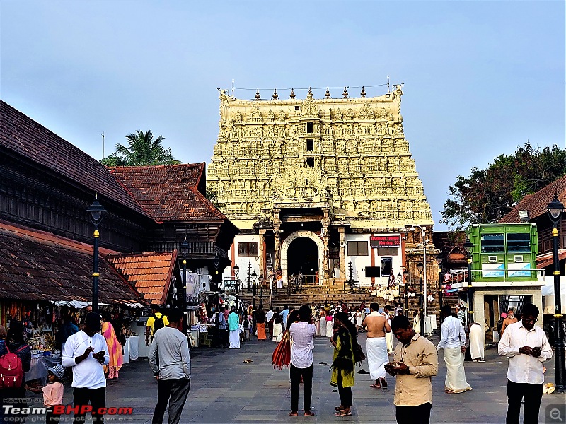 A 'Monument'al trip to South India!-early-morning-padmanabha.jpg