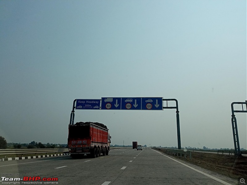 Aurangabad, Shirdi and Pench via the Samruddhi Mahamarg in a  Skoda Superb-day-6-expressway-sign-speed-limit.jpg