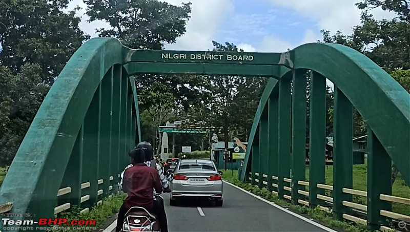 Road Trip to Tea Estate Villa at Nilgiri Mountains in my Tata Safari Storme-entering-tn.png