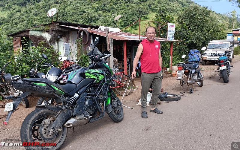 Tapola Group Ride Log - A Tale of Two Puncture Warriors and their Amigos-d2-ritesh-puncture.jpg