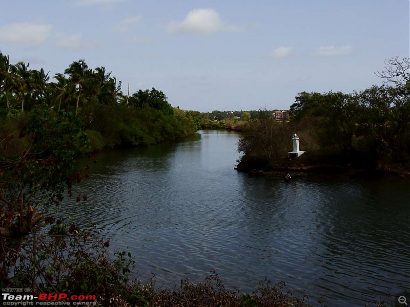 Hawk-on-fours on a pan-India tour: Delhi-Mumbai-Goa-Manipal-Coorg-Kolkata-Delhi-creek.jpg