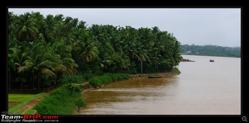 2011 Monsoon Trips : Romancing the rains. Postcards from the Konkan & deccan plateau-p1030439.jpg