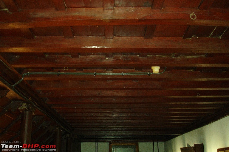 Dizzy Drive :Bangalore-Madurai-Kanyakumari-Rameshwaram-Bangalore in 5 days-9.ceiling-paneled-wood.jpg