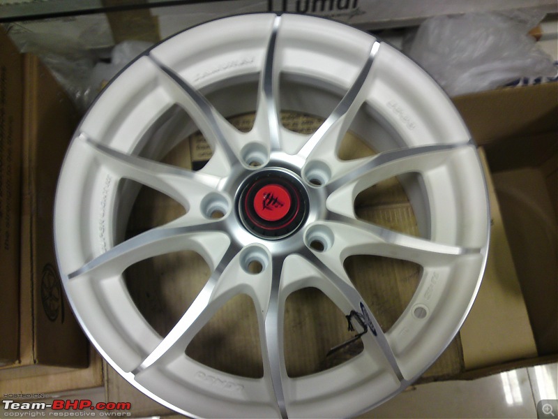 Alloys for a white Civic-image0004.jpg