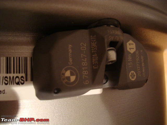 DIY: BERU TPMS sensor install for BMW E90 made easy.-06.-tpms-wheel.jpg