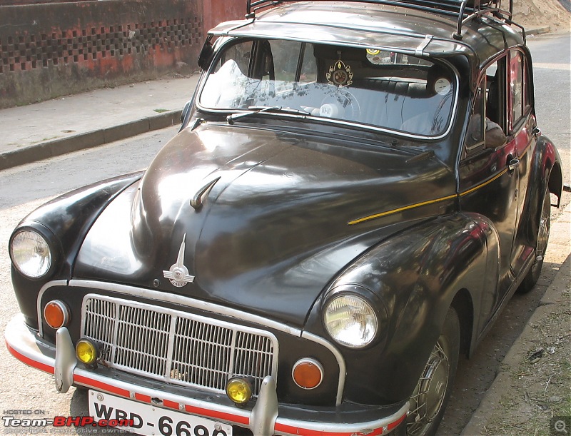 KOLKATA - Cars waiting to be Restored or Scrapped!-img_4038.jpg