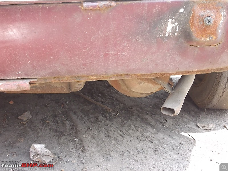 Rust In Pieces... Pics of Disintegrating Classic & Vintage Cars-02272014-jaipur-006.jpg