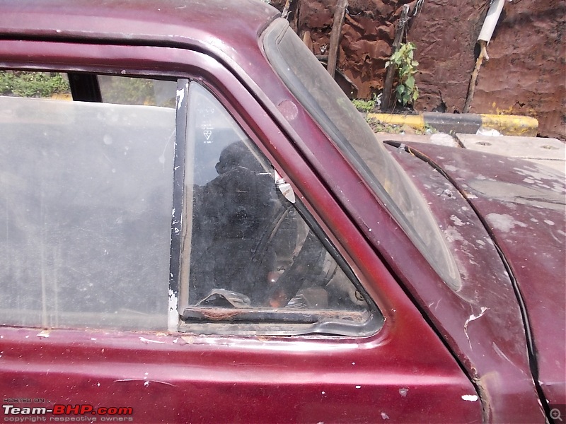 Rust In Pieces... Pics of Disintegrating Classic & Vintage Cars-02272014-jaipur-025.jpg