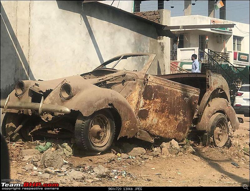 Rust In Pieces... Pics of Disintegrating Classic & Vintage Cars-27073198_10210520838886940_2133125454942715127_n.jpg