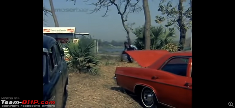 Old Bollywood & Indian Films : The Best Archives for Old Cars-jugnu-36.png