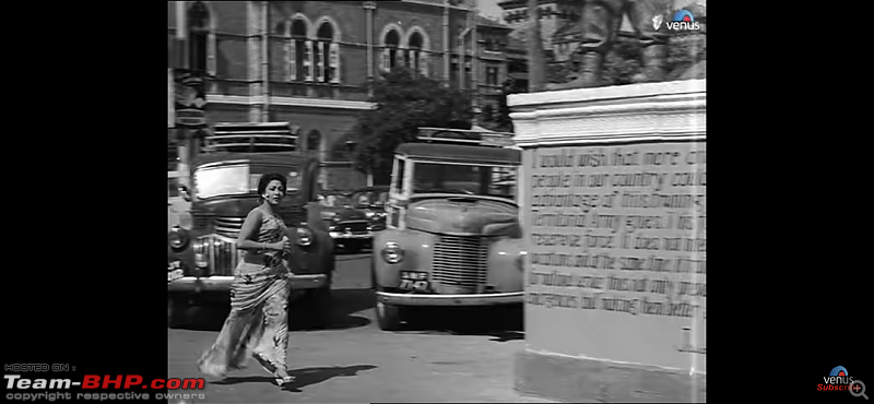 Old Bollywood & Indian Films : The Best Archives for Old Cars-gumrah-45.png