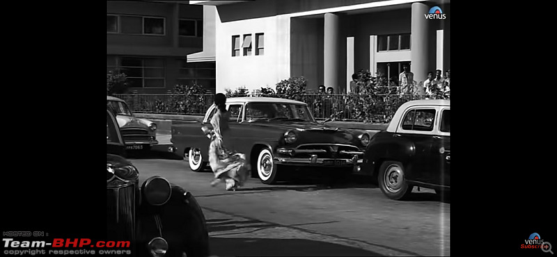 Old Bollywood & Indian Films : The Best Archives for Old Cars-gumrah-53.png