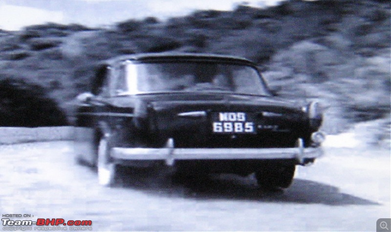 Old Bollywood & Indian Films : The Best Archives for Old Cars-img_5597.jpg