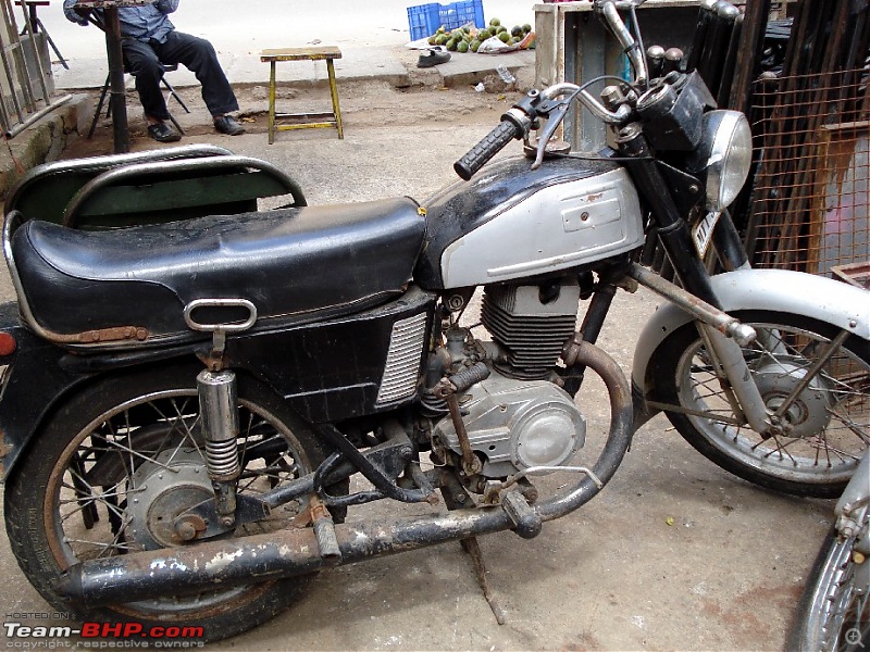 Classic Motorcycles in India-dsc06659.jpg