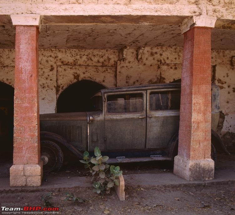 Rust In Pieces... Pics of Disintegrating Classic & Vintage Cars-00000000.jpg