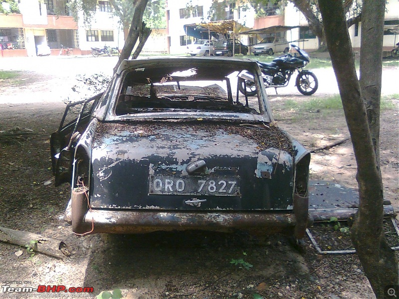 Rust In Pieces... Pics of Disintegrating Classic & Vintage Cars-stndrdrear.jpg
