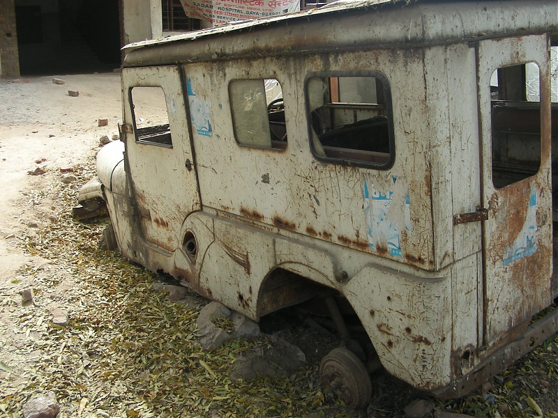 Rust In Pieces... Pics of Disintegrating Classic & Vintage Cars-dscn3436.jpg