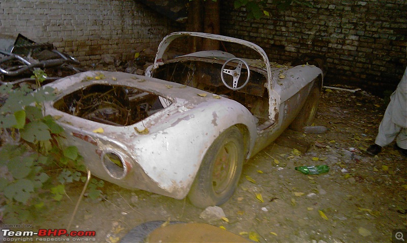 Rust In Pieces... Pics of Disintegrating Classic & Vintage Cars-imag0130.jpg