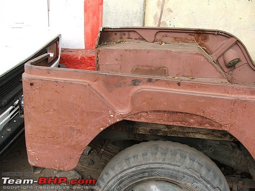 Rust In Pieces... Pics of Disintegrating Classic & Vintage Cars-961464150_a96915f250.jpg