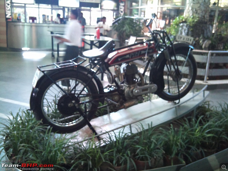 Vintage Bikes in India-20111006-14.09.01.jpg