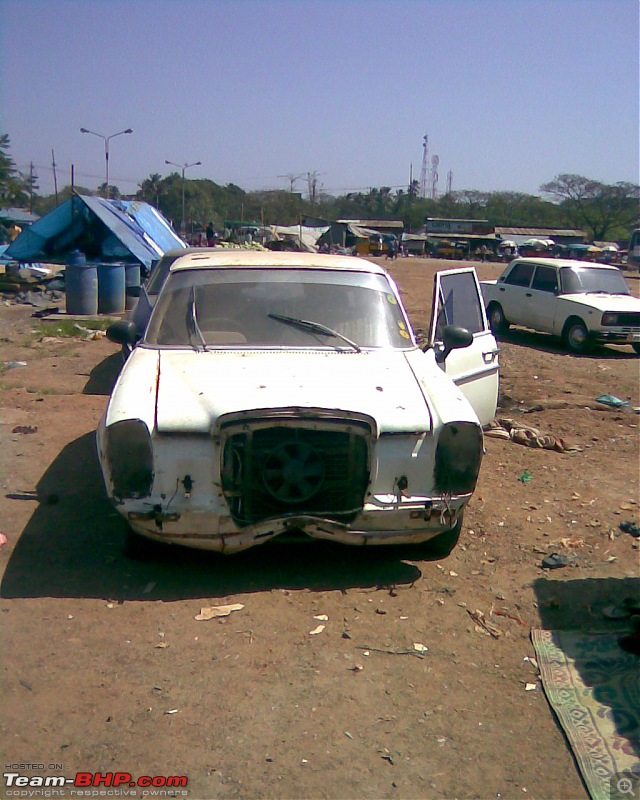 Rust In Pieces... Pics of Disintegrating Classic & Vintage Cars-merc.jpg