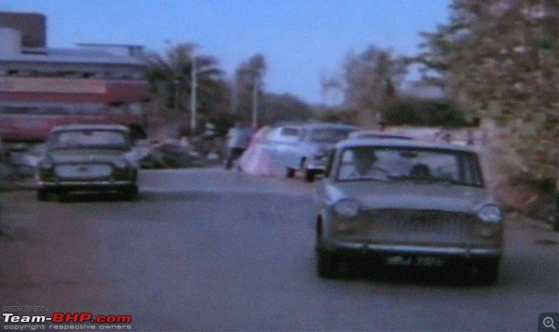 Old Bollywood & Indian Films : The Best Archives for Old Cars-img_0733.jpg