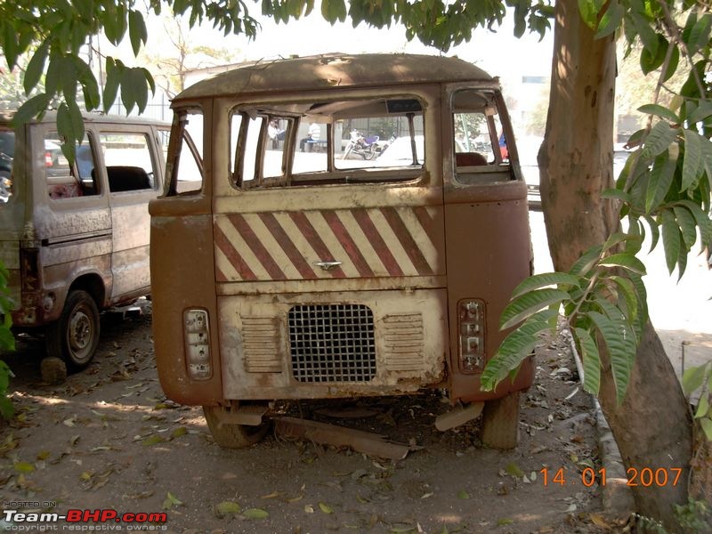 Rust In Pieces... Pics of Disintegrating Classic & Vintage Cars-vw-camper-rearweb.jpg