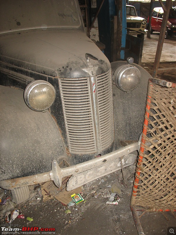 KOLKATA - Cars waiting to be Restored or Scrapped!-1.jpg