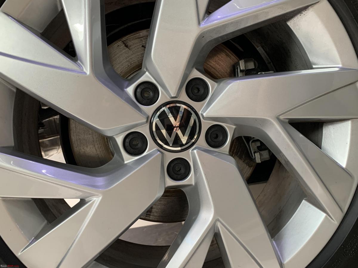 Accessorising my VW Tiguan: Floor mats, hubcaps, car cover & more