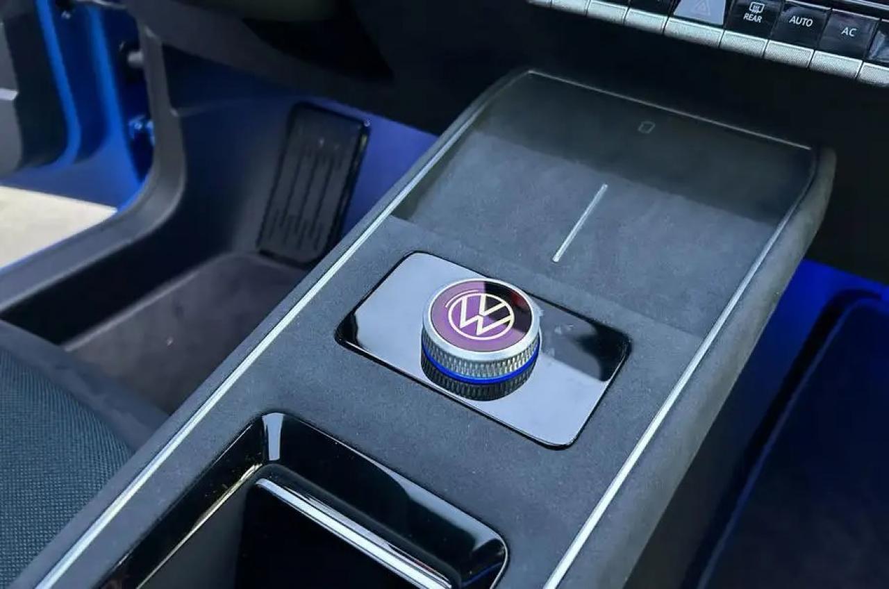 Volkswagen brings back physical buttons on its future models