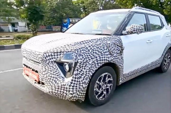 Mahindra XUV 3XO EV spotted testing for the first time 