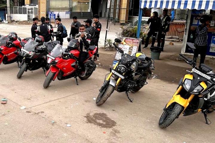 Breakfast ride with Apache Owners Group on my TVS Apache RTR 310 