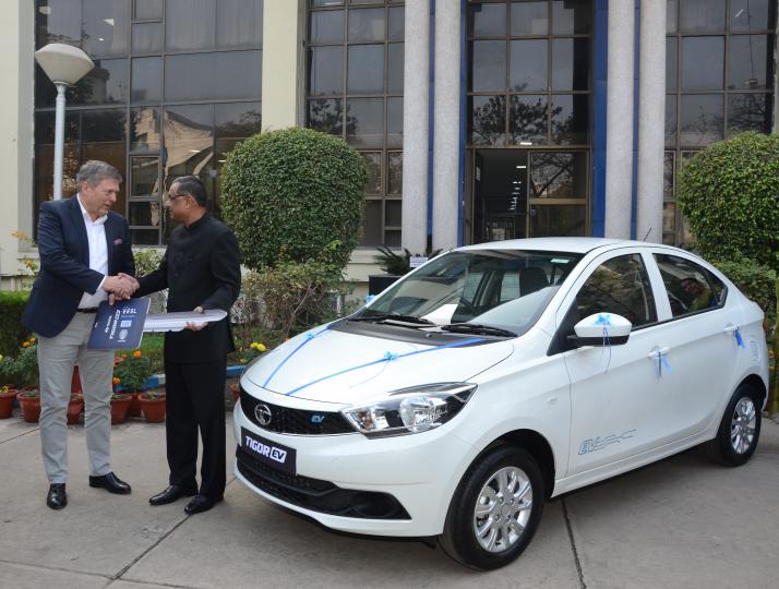 Tata Motors delivers first batch of Tigor EVs to EESL 