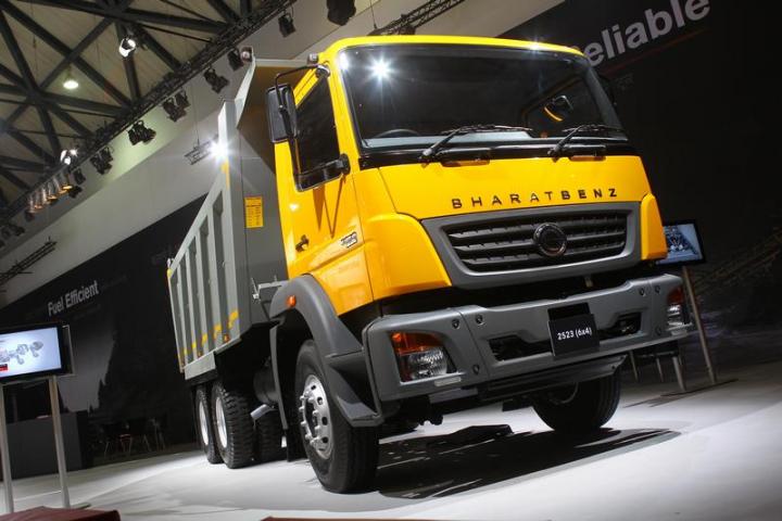 Daimler Trucks unveils BharatBenz Plant at Chennai 