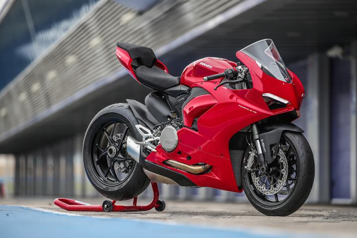 Ducati Panigale V2 pre-bookings open 