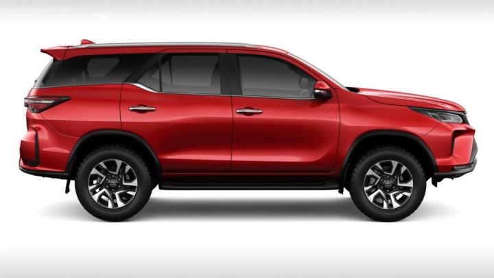 Rumour: Toyota Fortuner facelift bookings open 