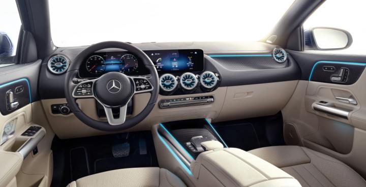 Next-gen Mercedes-Benz GLA unveiled 